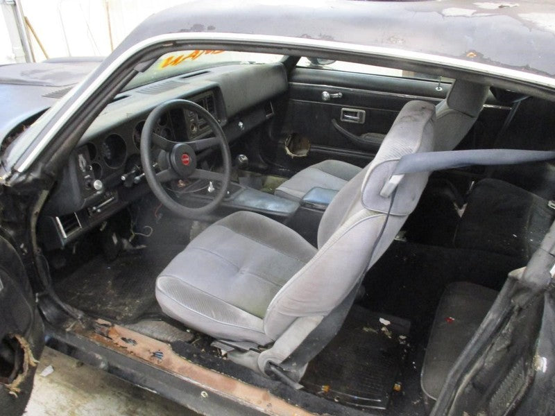CAMARO    1979 Seat Belt Front 1727952