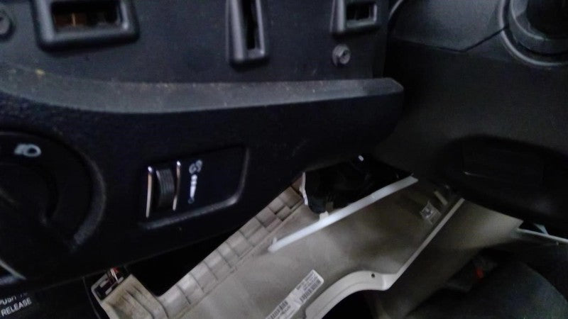 CARAVAN   2014 Dash/Interior/Seat Switch 2024266