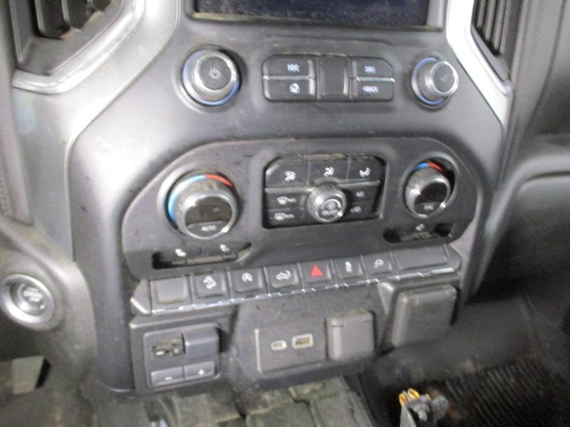 SILVRDO15 2019 Dash/Interior/Seat Switch 1682988
