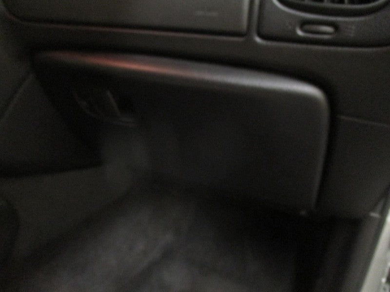TRAILBLAZ 2005 Glove Box 1912096