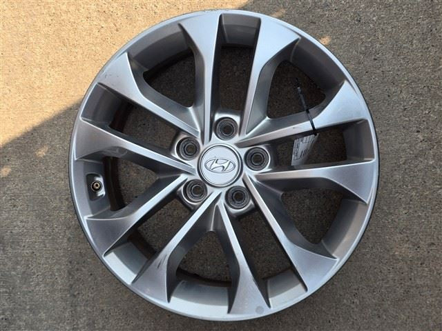 Wheel 17x7 Alloy With US Market Fits 19-20 SANTA FE 1993348