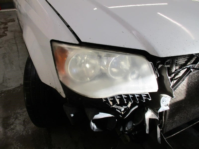 TOWN COUN 2013 Hatchback Strut 1747097
