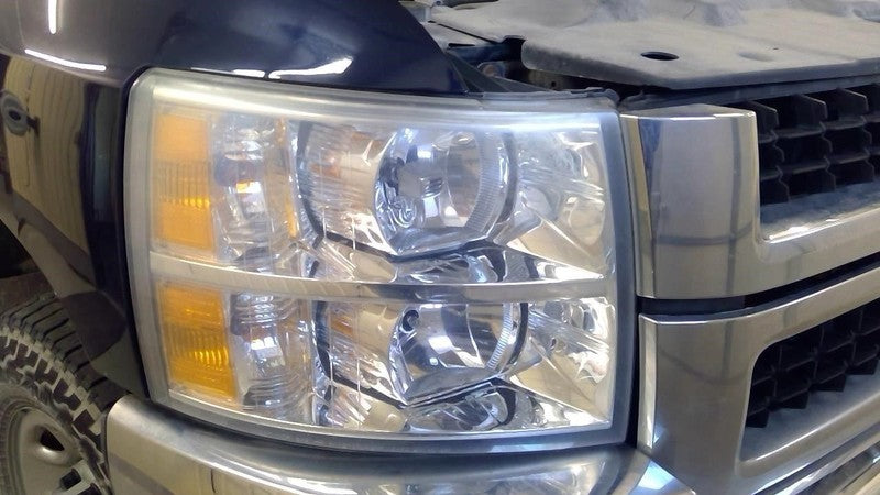 Passenger Right Headlight Fits 07-14 SILVERADO 2500 PICKUP 1905151
