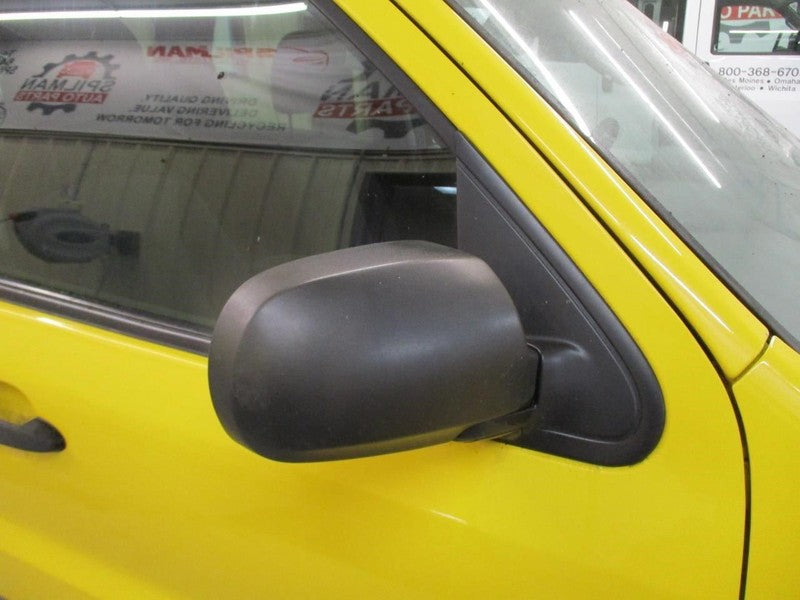Passenger Side View Mirror Power Without Heated Glass Fits 01-07 ESCAP