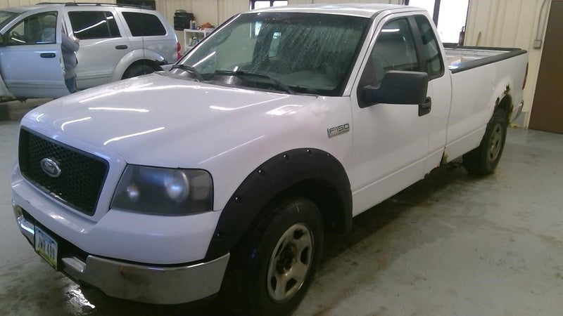 F150      2005 Glove Box 1881142
