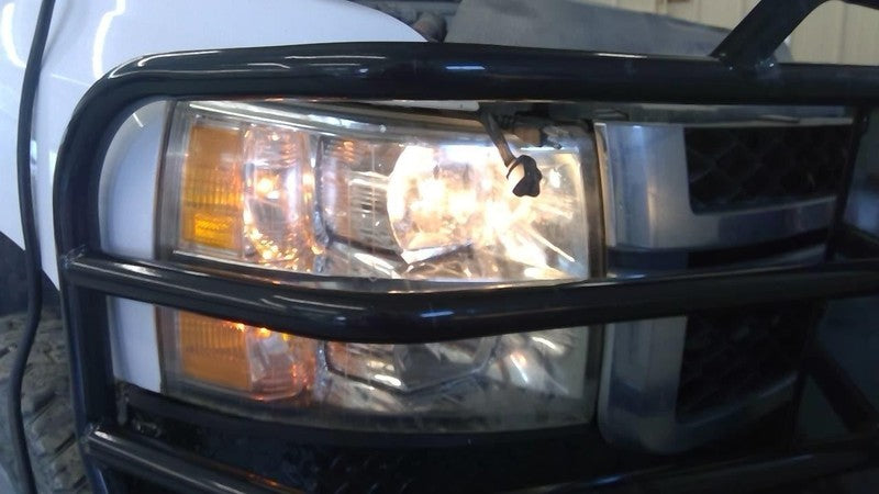Passenger Right Headlight Fits 07-14 SILVERADO 2500 PICKUP 1893777
