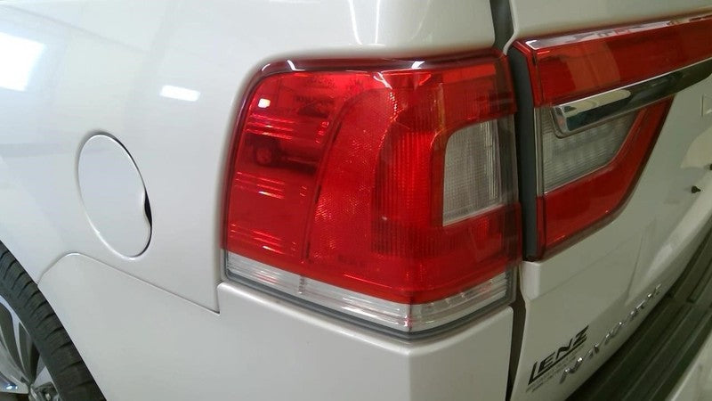Driver Left Tail Light Quarter Panel Mounted Fits 15-17 NAVIGATOR 1918
