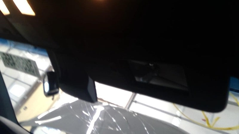 Passenger Sun Visor With Illumination Without Sunroof Fits 18-21 KONA 