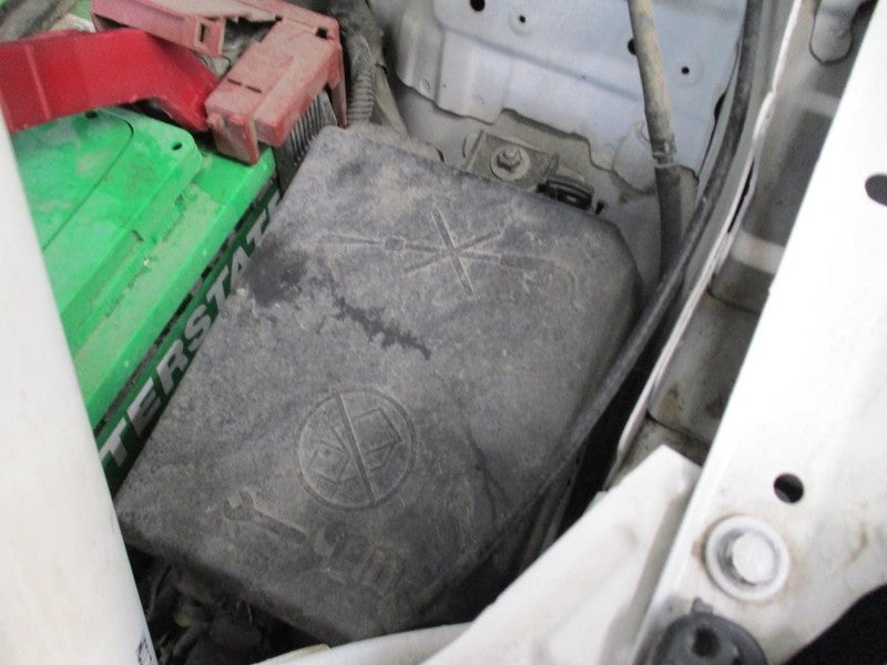 Passenger Front Seat Manual Cloth And Leather Fits 15-22 TRAX 1873602