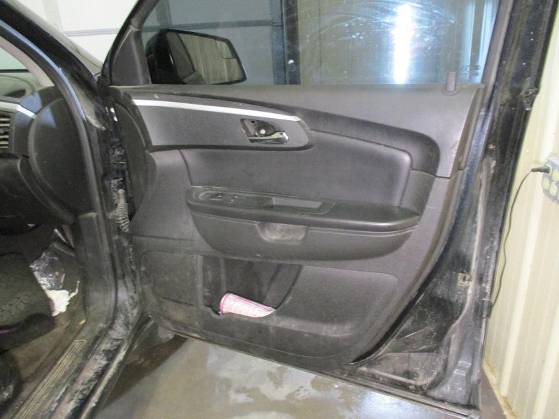 TRAVERSE  2012 Front Door Trim Panel 2023018