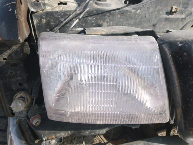 Passenger Right Headlight Fits 98-00 RANGER 1590136