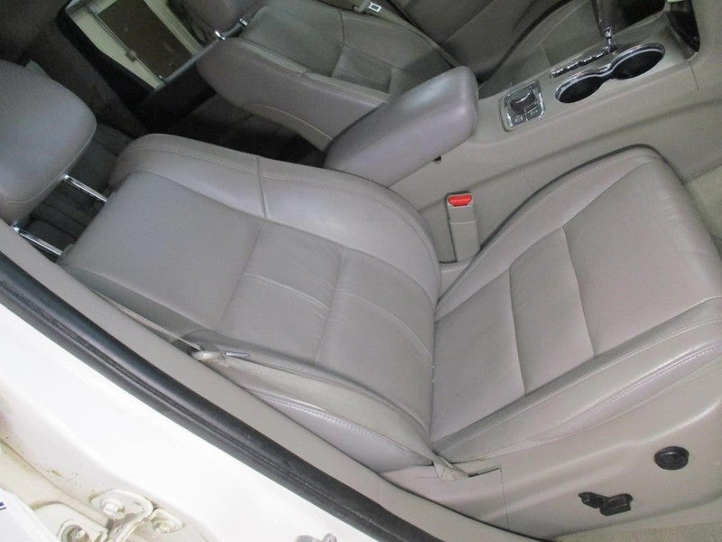 Passenger Front Seat  Bucket Leather Fits 11-12 GRAND CHEROKEE 1934572