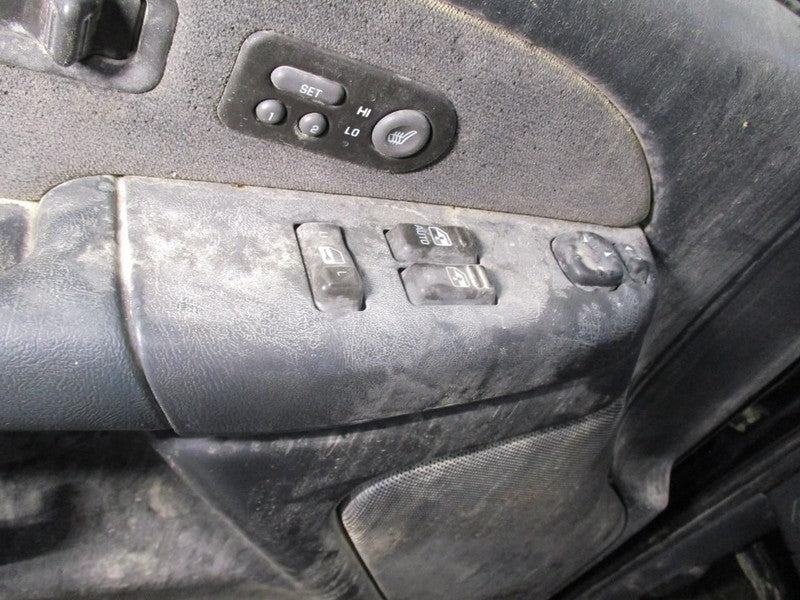 AC Compressor Fits 03-06 EXPRESS 1500 VAN 1894943
