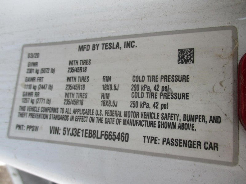TESLA 3   2020 Camera/Projector 1713411