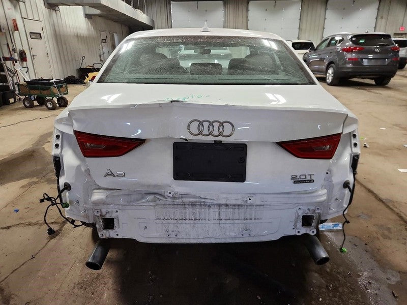 A3 AUDI   2016 Glove Box 1939838