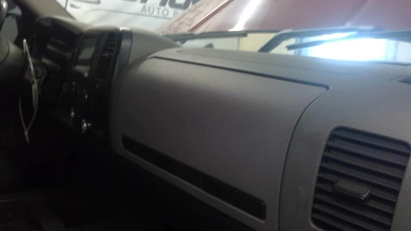 SILV15NEW 2007 Glove Box 1996999
