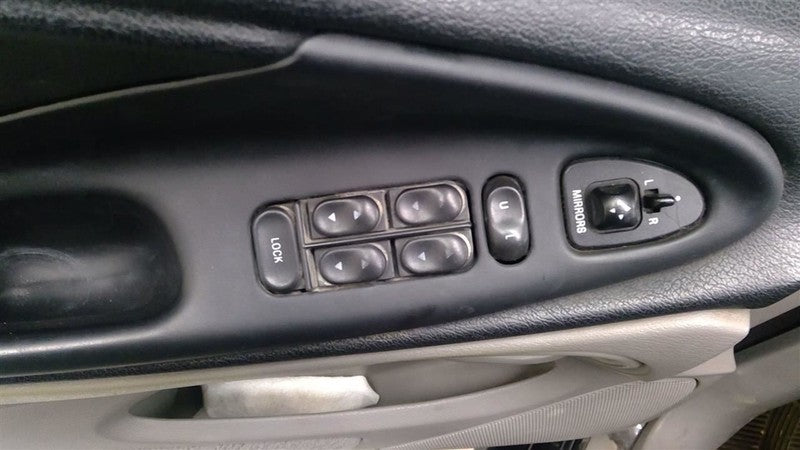 MUSTANG   1996 Front Door Switch 1711957