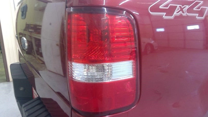 Passenger Tail Light Styleside Fits 04-08 FORD F150 PICKUP 2017453