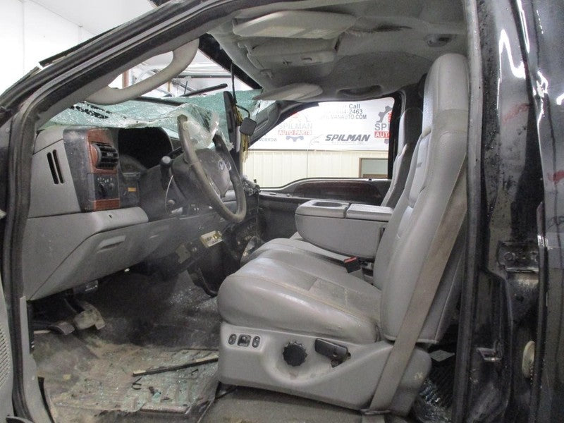 Ford F-250SD 2006 Headrest Used 7477