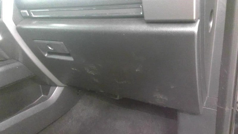 EXPEDITON 2018 Glove Box 2009573
