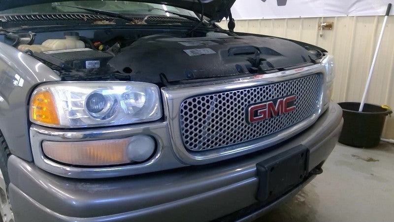 Power Brake Booster Fits 03-06 AVALANCHE 1500 1898837