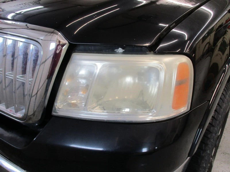 Driver Left Headlight Fits 07-08 LINCOLN LT 1930840