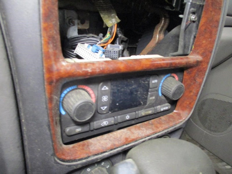 Temperature Control Front ID 15195331 Fits 03-04 BRAVADA 1923461