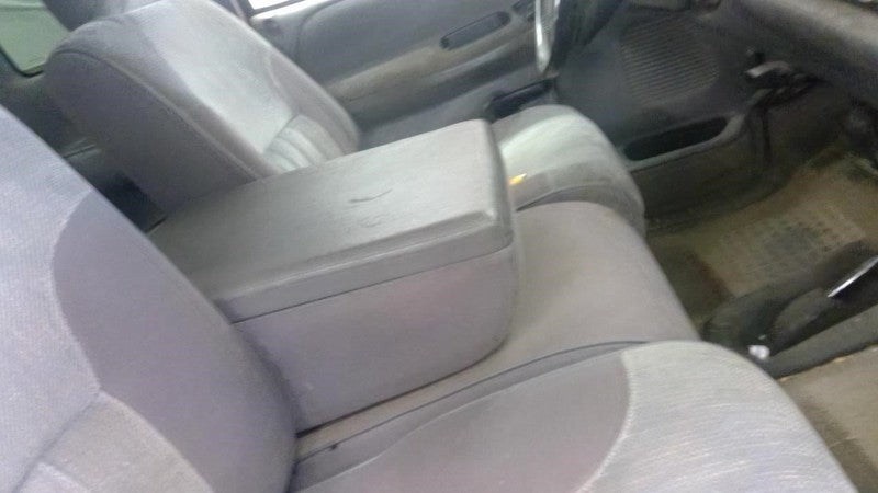 RAM1500   1995 Front Seat 2018068
