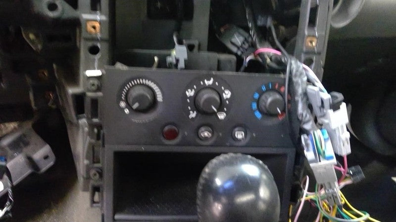 Temperature Control Manual Control Opt C67 Fits 04-08 GRAND PRIX 19717