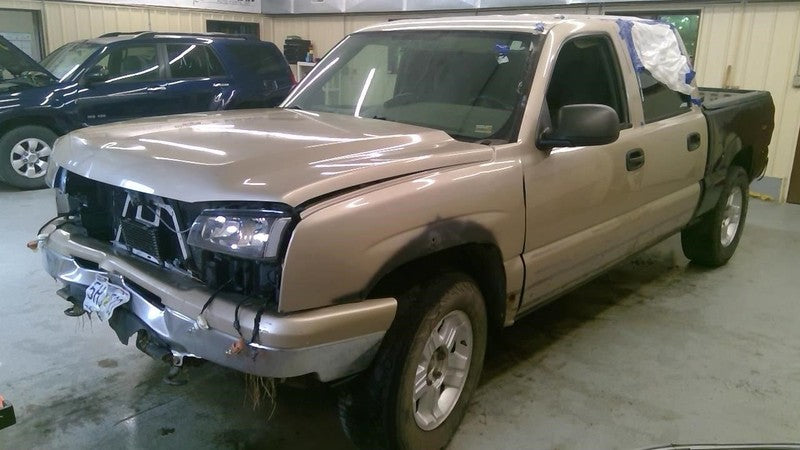 Automatic Transmission 4WD Fits 04-06 AVALANCHE 1500 1931349