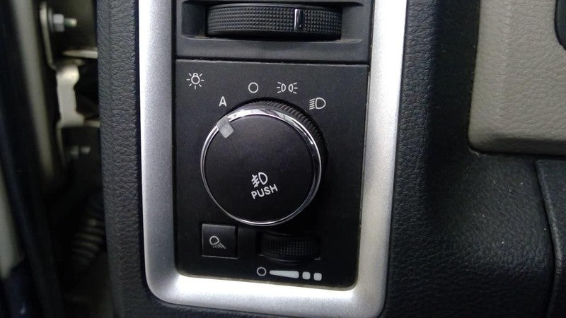 RAM1500   2009 Dash/Interior/Seat Switch 1865865