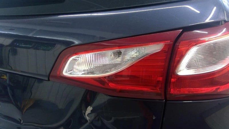 Passenger Tail Light Without LED Liftgate Mounted Fits 18-19 EQUINOX 1