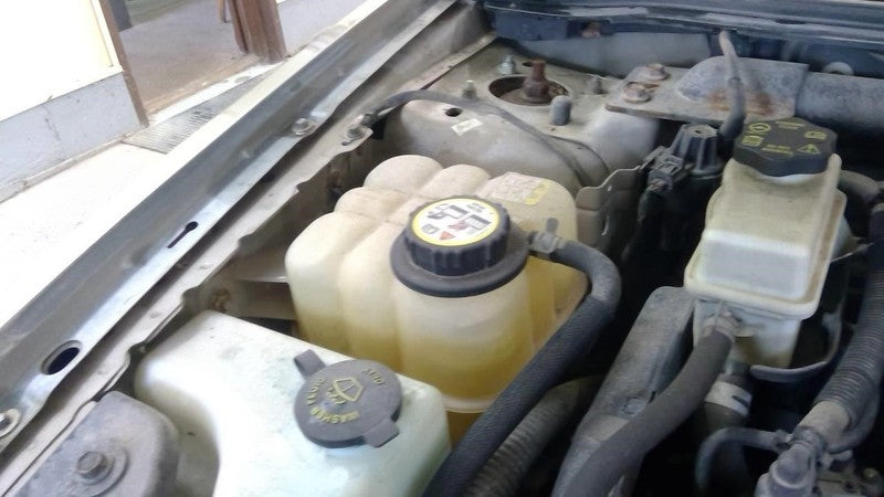 Coolant Reservoir Fits 05-07 FIVE HUNDRED 1898738
