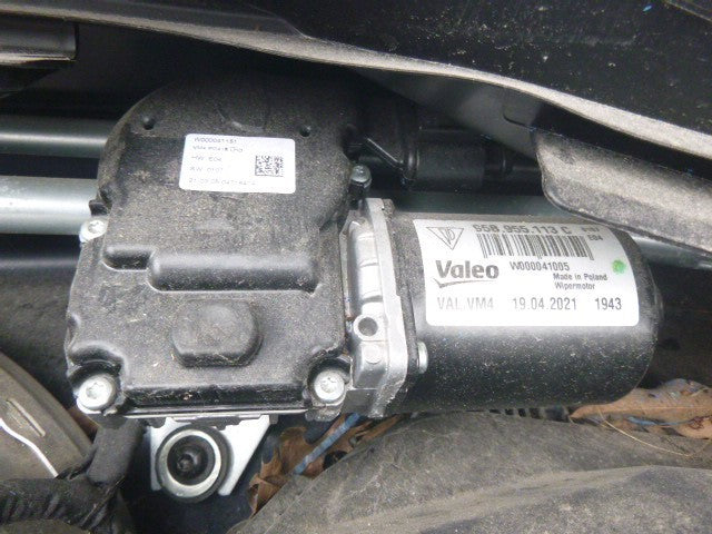 (LOCAL PICKUP ONLY) MACAN     2021 Rear Suspension 1537723