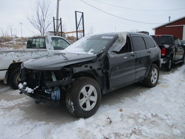 Grille Laredo VIN A 7th Digit Lower Fits 11-13 GRAND CHEROKEE 1230289