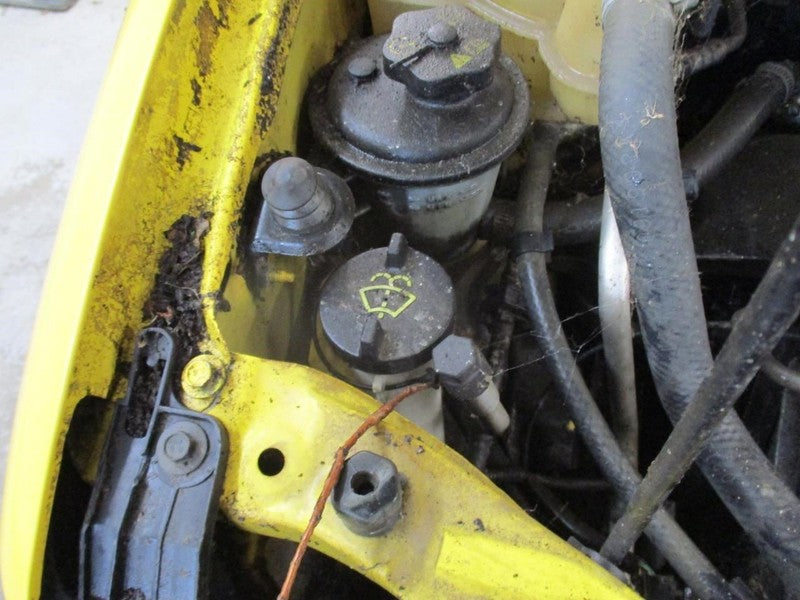 ESCAPE    2003 Keys/Latches/Locks 1858805