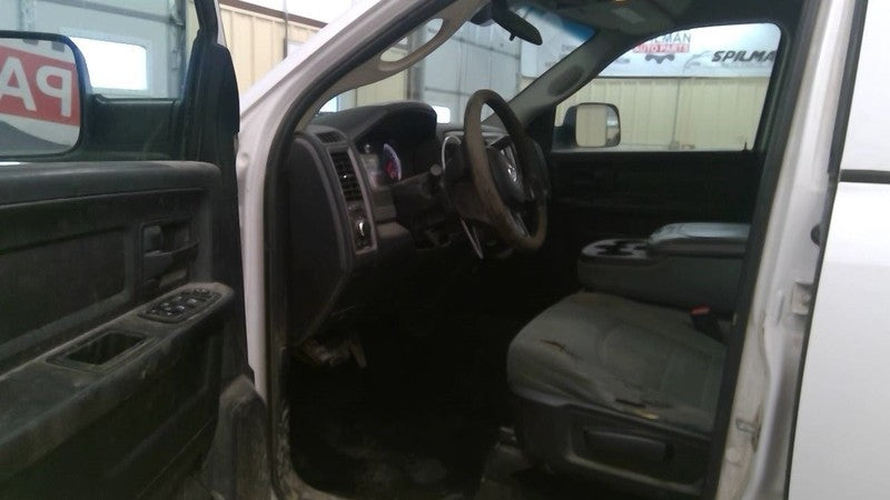 RAM3500   2017 Dash Bezel 1714182