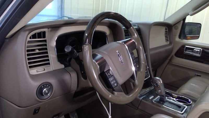 Steering Column Floor Shift Fits 16-17 NAVIGATOR 1918917