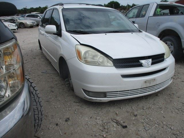 Automatic Transmission FWD Fits 04-06 SIENNA 1578364
