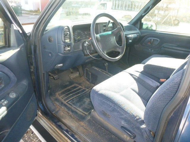 TCHEV1500 1995 Sun Visor 1677307