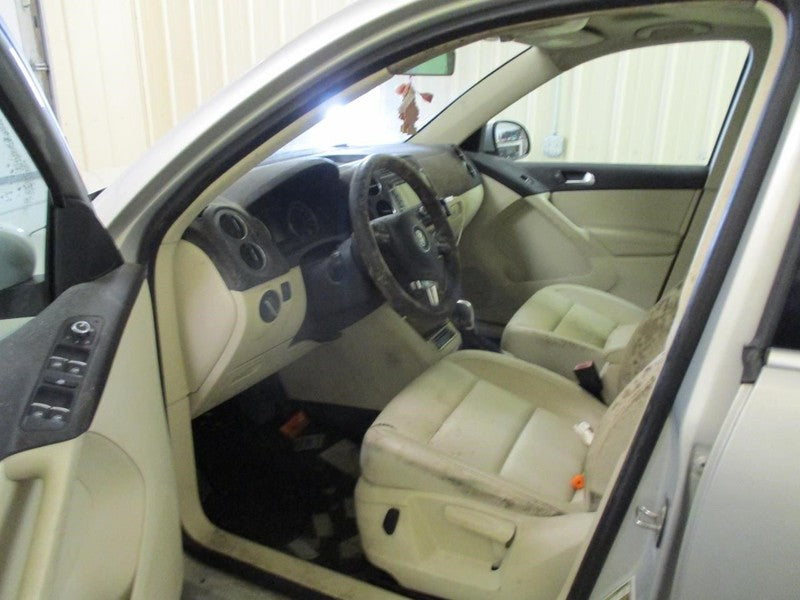 TIGUAN    2012 Seat Belt Rear 1729606