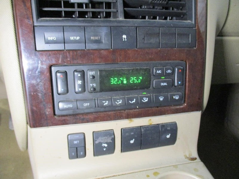 EXPLORER  2010 Dash/Interior/Seat Switch 1741046