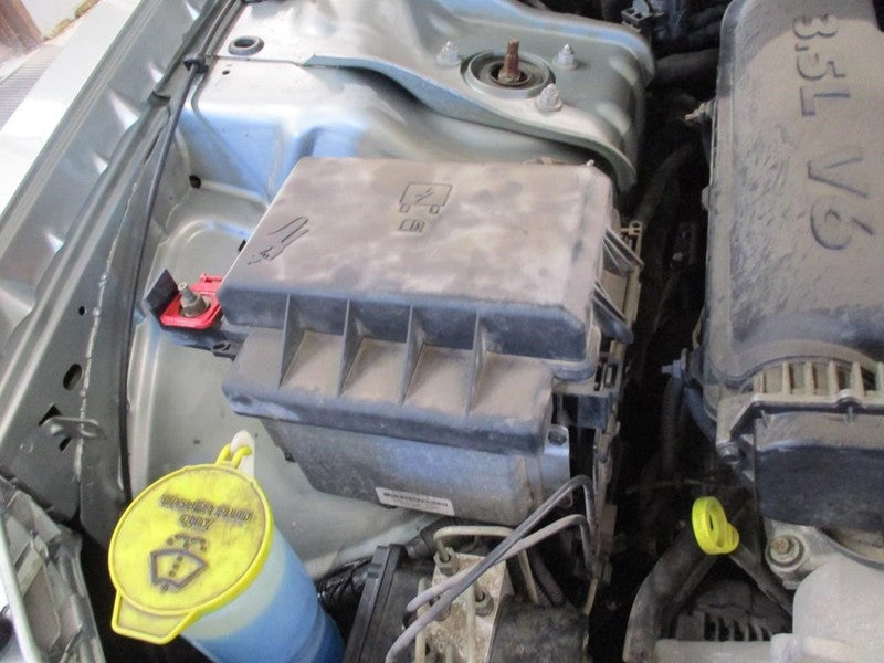AC Compressor Fits 05 300 1849585