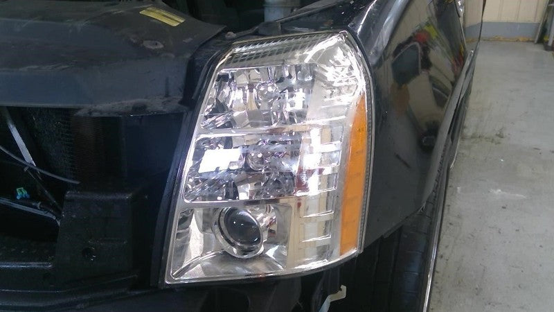 Driver Headlight Xenon HID Fits 07-09 ESCALADE 2012303
