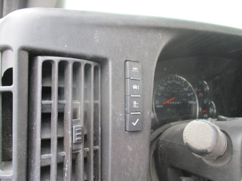 AC Compressor Fits 17-24 EXPRESS 2500 VAN 1745448
