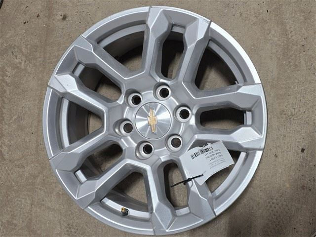 Wheel 18x8-1/2 10 Spoke Silver Opt Rcv Fits 22-25 SILVERADO 1500 PICKU