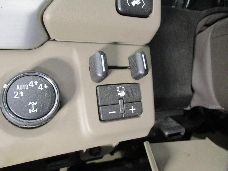 YUKONXL15 2017 Dash/Interior/Seat Switch 1686994