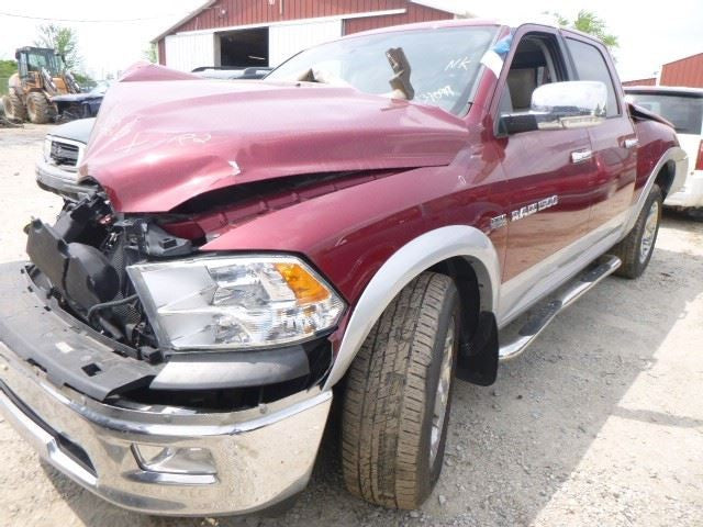 Console Front Floor Bucket Seats Fits 10-12 DODGE 2500 PICKUP 1618751
