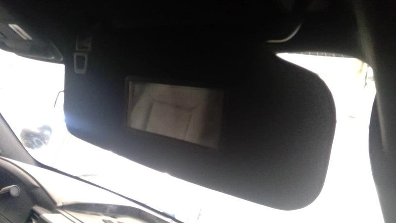 Passenger Right Sun Visor With Police Package Fits 20-25 EXPLORER 2005