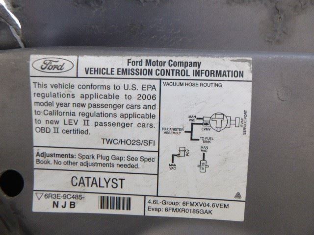 Steering Column Floor Shift Fits 05-09 MUSTANG 1205915